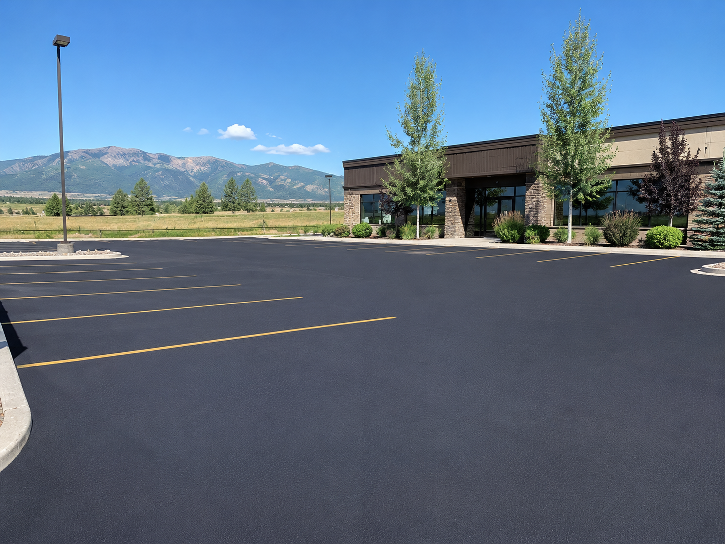 sealcoating parking lot